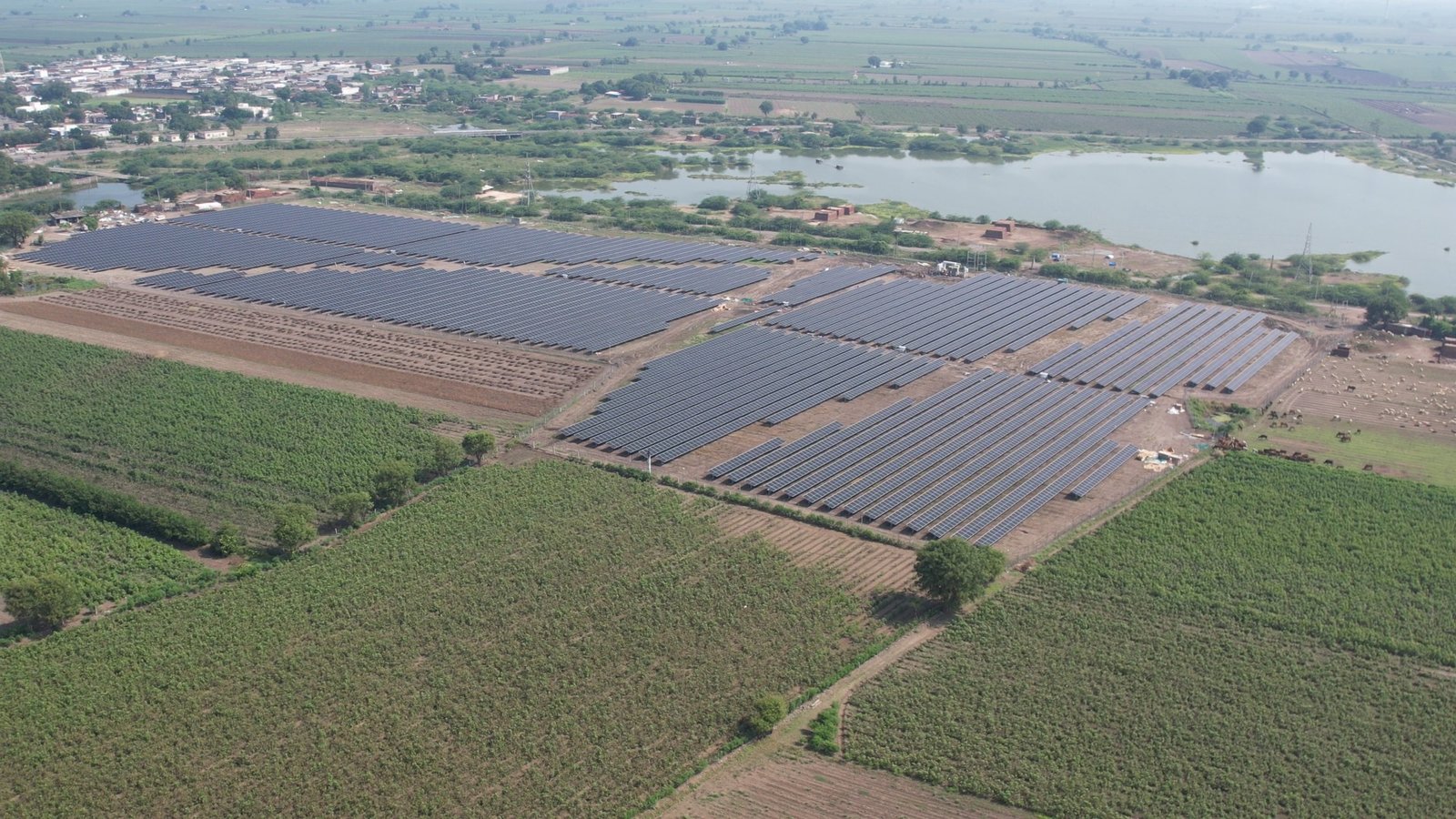 5.20 MW ground-mounted solar farm at Kuvargadh, Amreli district, Gujarat